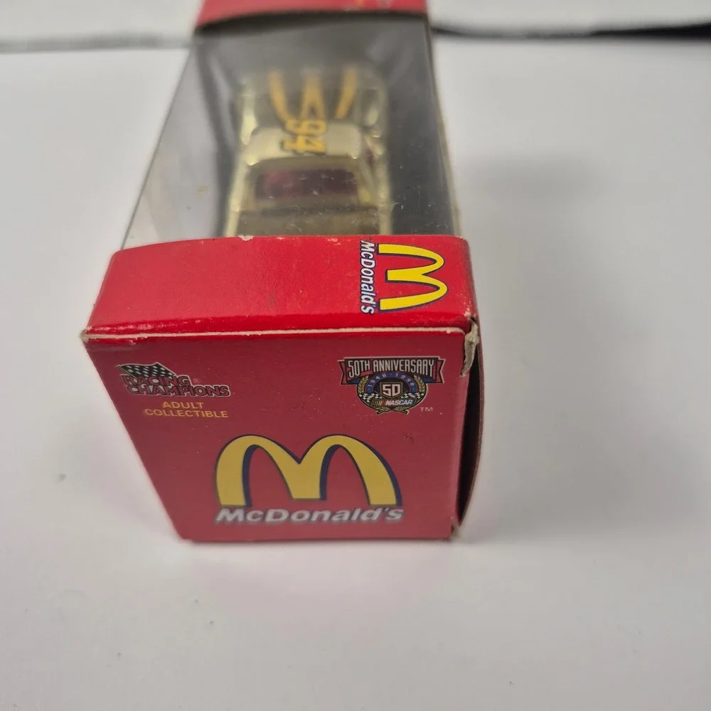 Vintage 1998 McDonalds NASCAR #94 Bill Elliott‎ Gold Truck Diecast Box